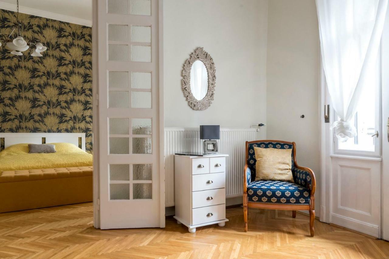 Central Apartman Budapest Eksteriør billede