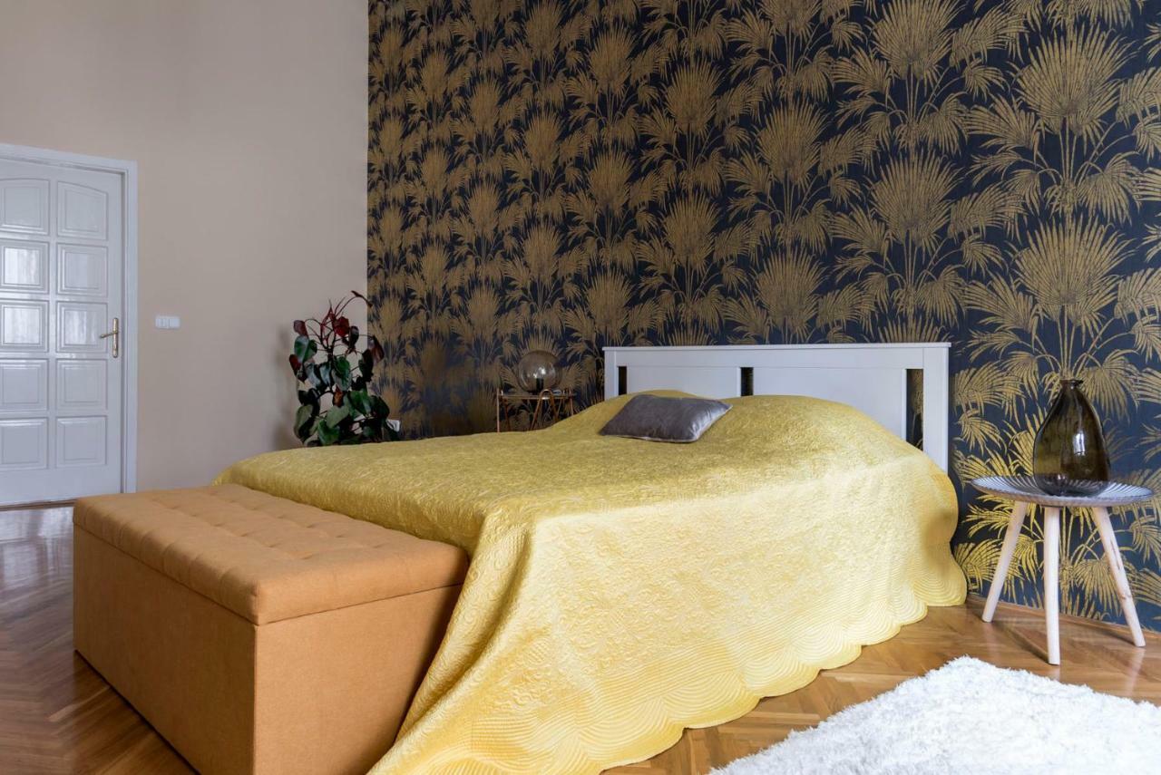 Central Apartman Budapest Eksteriør billede