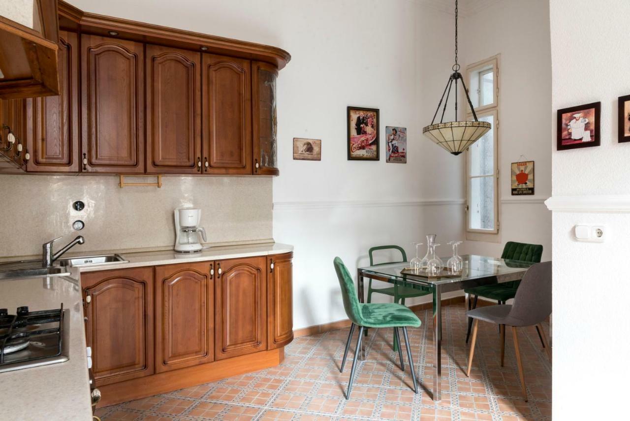 Central Apartman Budapest Eksteriør billede